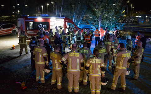 Feuerwehr Goch: Feuerwehr, Bahn und Polizei übten gemeinsam - Foto: presseportal.de
