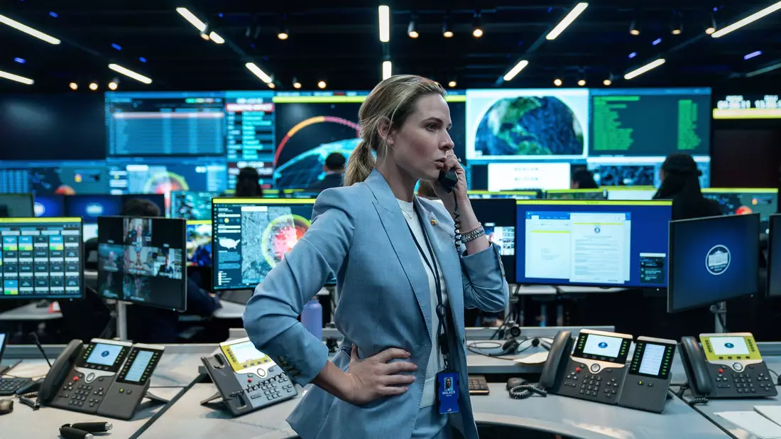 Rebecca Ferguson als Captain Olivia Walker in einer Szene des Films «A House of Dynamite». (Handout) - Bild: Eros Hoagland/Netflix/dpa
