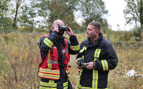 FW-DO: Unklare Rauchentwicklung aus einsturzgefährdeter Lagerhalle: Feuerwehr setzt Spezialtechnik und Drohne ein - Foto: presseportal.de