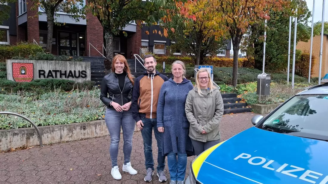 POL-SZ: Pressemitteilung der Polizeiinspektion SZ/PE/WF vom 29.10.2025. FOTO IM ANHANG - Bild: presseportal.de
