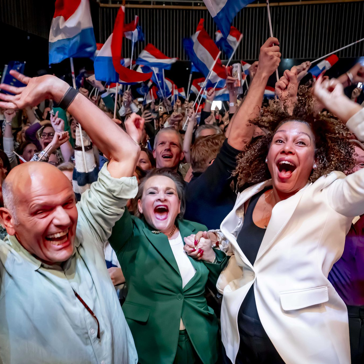 Die Mitte-Links-Partei D66 hat nach ersten Zahlen die Parlamentswahl in den Niederlanden gewonnen.  - Foto: Robin Utrecht/ANP/dpa