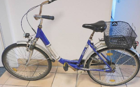 POL-HK: Hodenhagen: Eigentümer/-in zu Damenrad gesucht (FOTO) - Foto: presseportal.de