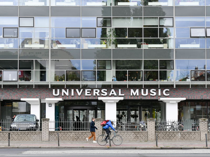 Universal Music sieht in dem Deal einen Schritt in die Zukunft. (Archivbild) - Foto: Jens Kalaene/dpa-Zentralbild/ZB