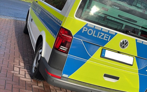 POL-HI: Kontrolle des Sonn- und Feiertagsfahrverbotes - Foto: presseportal.de