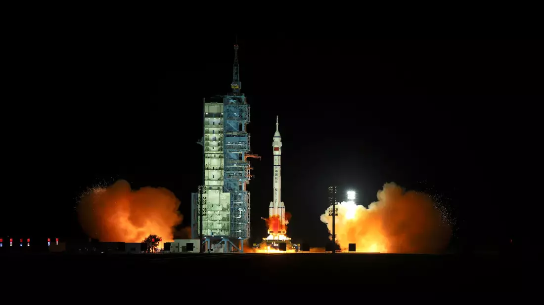 Mit der Mission «Shenzhou 21» setzt China sein ehrgeiziges Raumfahrtprogramm fort. (Archivbild)  - Bild: Wang Jiangbo/XinHua/dpa