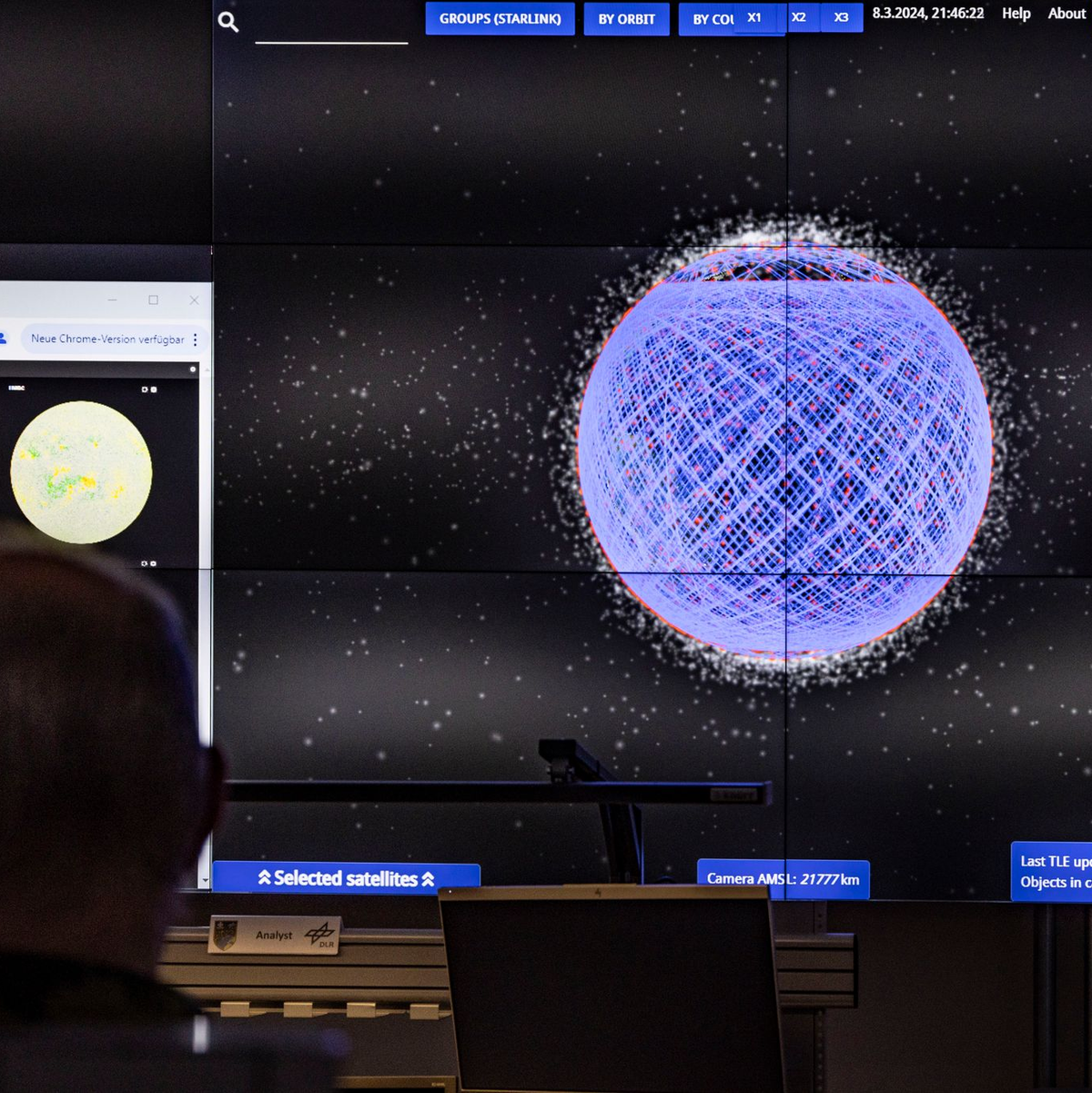 Die Menschen in Deutschland können sich inzwischen gut vorstellen, über eine Satellitenverbindung online zu sein. - Foto: Christoph Reichwein/dpa