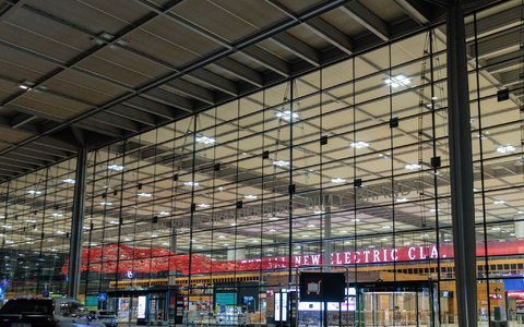 Wegen einer Drohnensichtung wurde der Flugbetrieb am BER zwischenzeitlich eingestellt.  - Foto: Carsten Koall/dpa