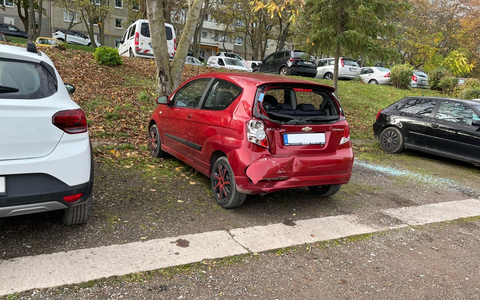 LPI-EF: Missglückte Parkmanöver - Foto: presseportal.de