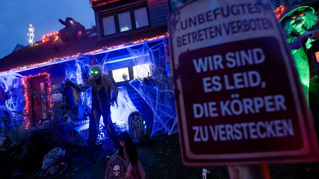 Vielerorts gab es Partys. - Bild: Henning Kaiser/dpa