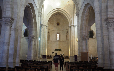 In der evangelischen Erlöserkirche in der Altstadt von Jerusalem warf Bischof Ibrahim Azar in seiner Predigt am Reformationstag Israel einen Völkermord vor. (Archivbild) - Foto: Stefanie Järkel/dpa