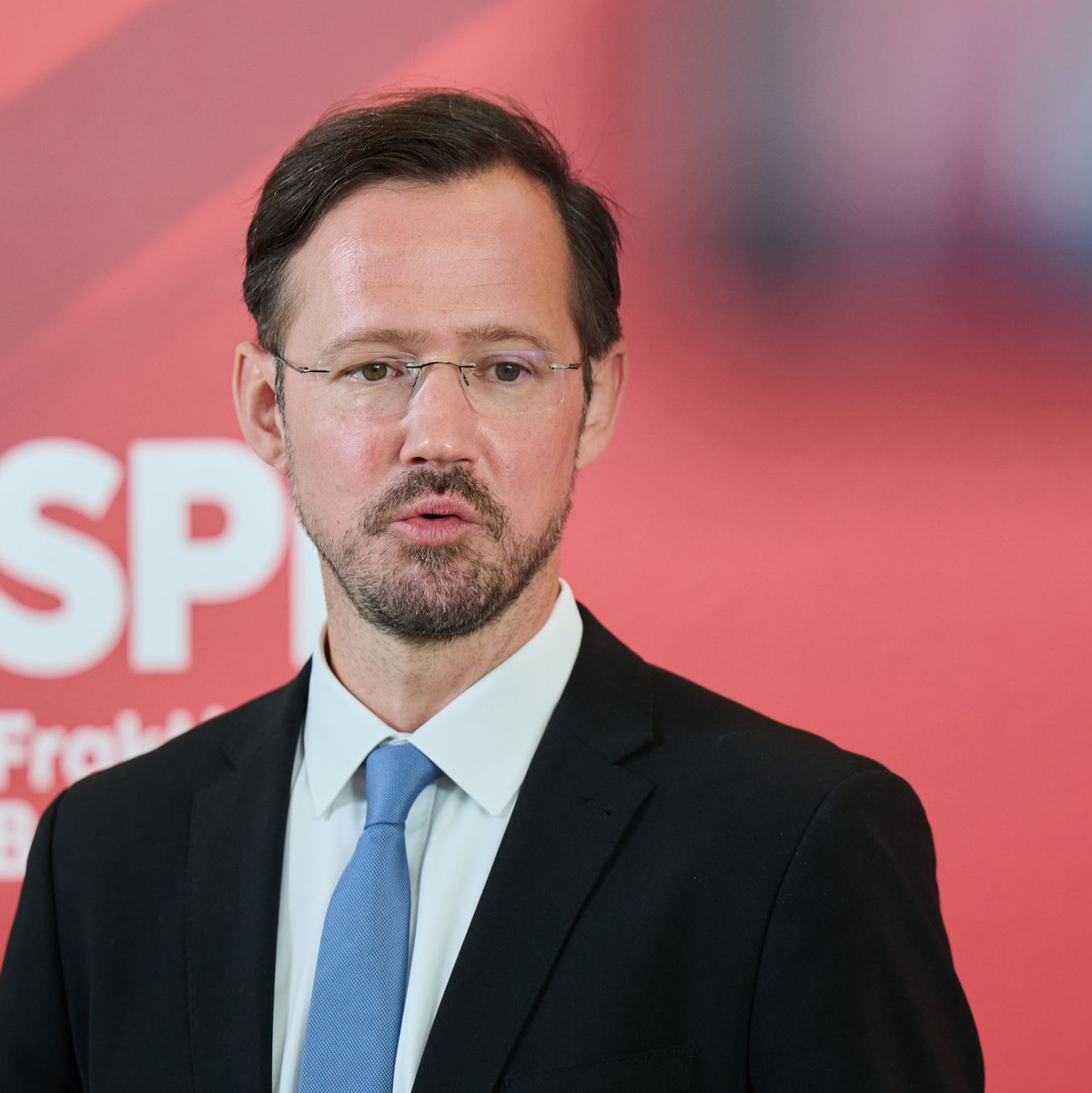 SPD-Fraktionsgeschäftsführer Wiese: «Stahlgipfel» darf kein Einzelereignis bleiben. (Archivbild) - Foto: Annette Riedl/dpa