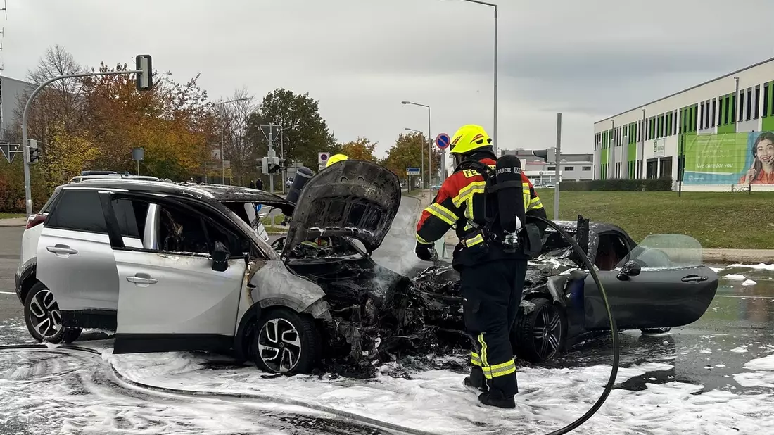 LPI-EF: Verkehrsunfall führt zu Brand - Bild: presseportal.de