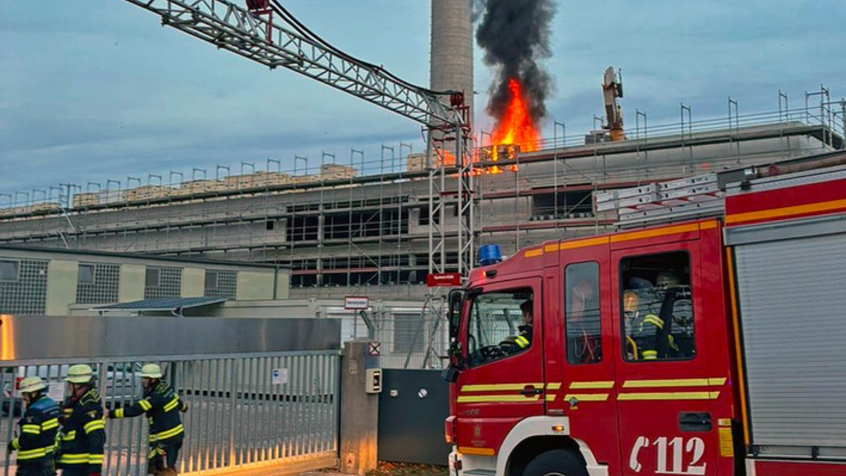 FW-M: Wochenendrückblick der Feuerwehr München für den 31. Oktober bis 2. November 2025 - Foto: presseportal.de