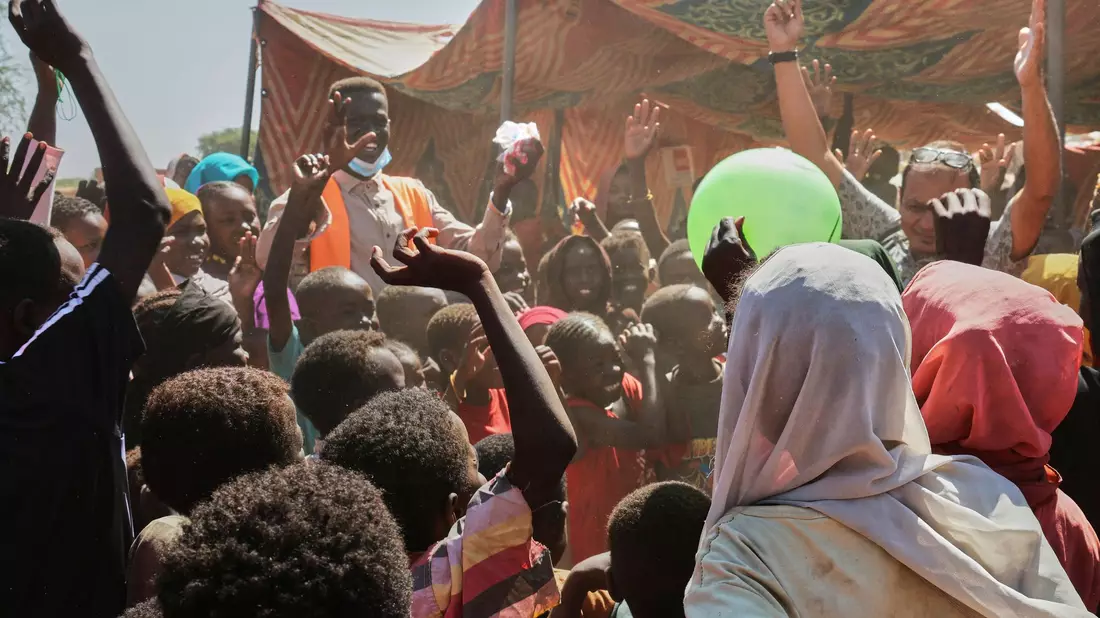 Das Weltstrafgericht ermittelt zu möglichen Kriegsverbrechen im Sudan.  - Bild: Marwan Mohammed/NRC via AP/dpa