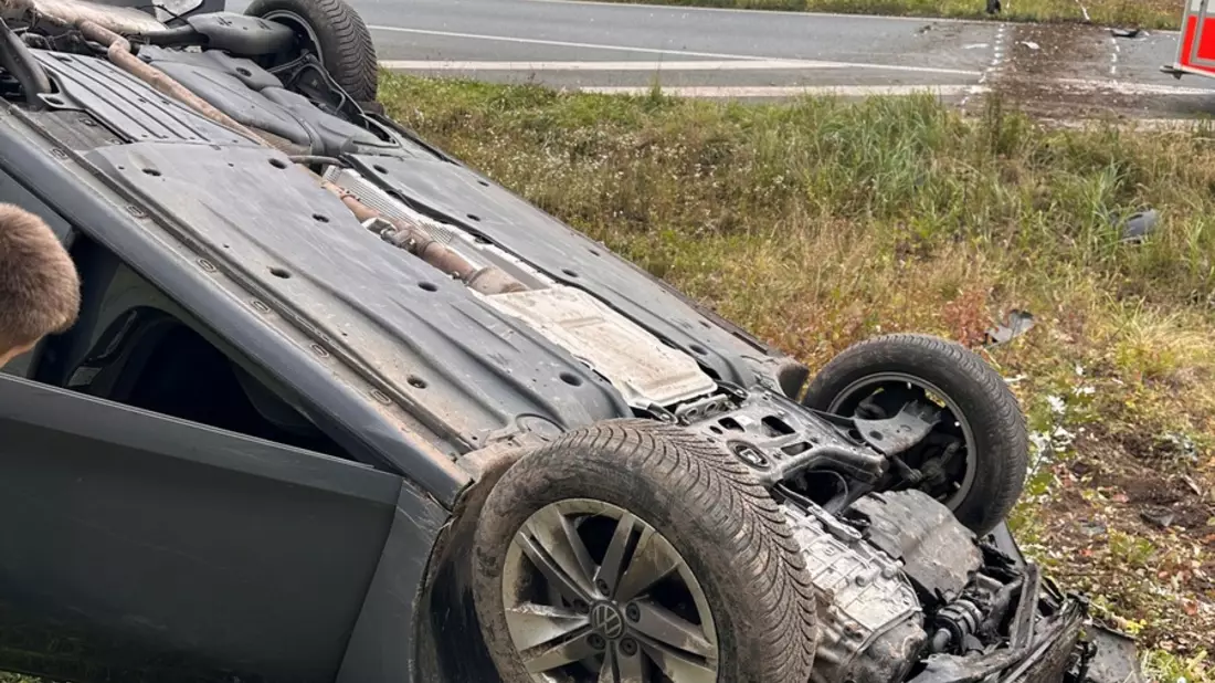 POL-HI: Flucht vor Polizei endet in einem Verkehrsunfall - Bild: presseportal.de