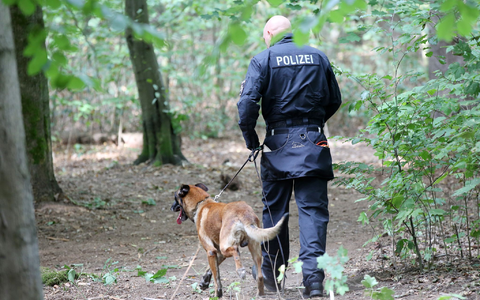 Mit großen Suchaktionen hatte die Polizei etwa im Altonaer Volkspark in Hamburg nach der vermissten Hilal gesucht. (Archivbild) - Foto: Bodo Marks/dpa