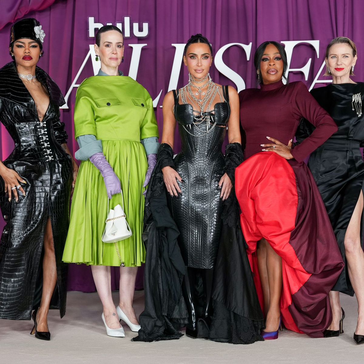 Die Stars von «All's Fair» sind von links nach rechts Teyana Taylor, Sarah Paulson, Kim Kardashian, Niecy Nash und Naomi Watts. - Foto: Scott A Garfitt/Invision/AP/dpa