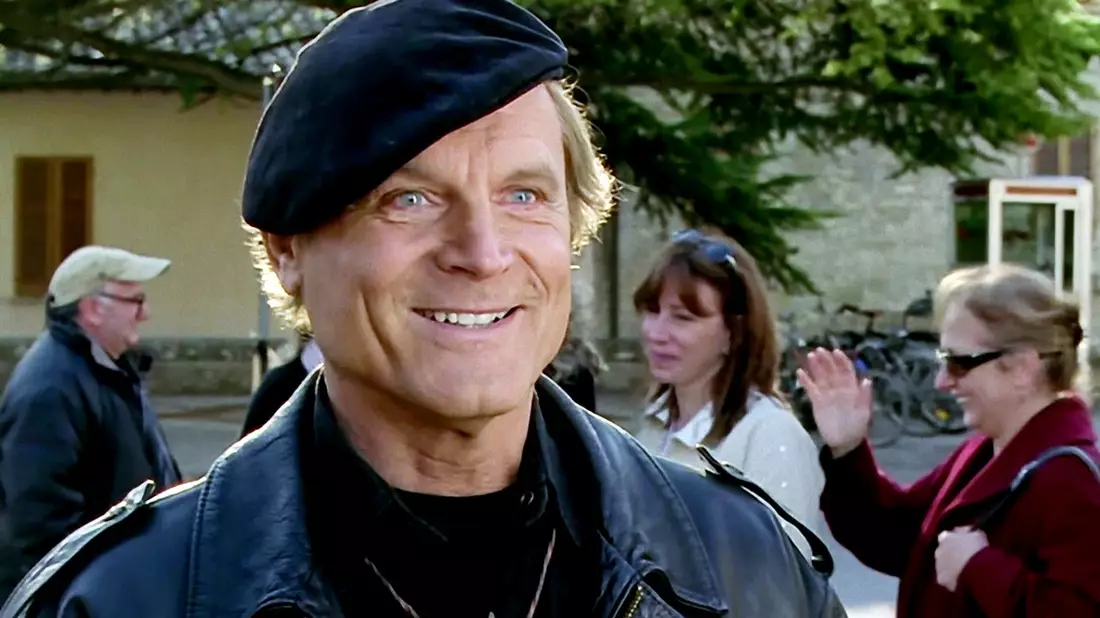 Staffelstart bei Bibel TV: Don Matteo mit Terence Hill geht am 14.11. um 21:20 Uhr in die 7. Runde / Deutsche TV-Erstausstrahlung - ab 21.11. jeweils freitags um 20:15 Uhr - Bild: presseportal.de