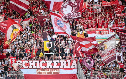 Der FC Bayern hat den Umgang mit einem Teil seiner Fans beim Spiel in Paris beklagt. (Archivfoto) - Foto: Harry Langer/dpa Der FC Bayern hat den Umgang mit einem Teil seiner Fans beim Spiel in Paris beklagt. (Archivfoto) - Foto: Harry Langer/dpa