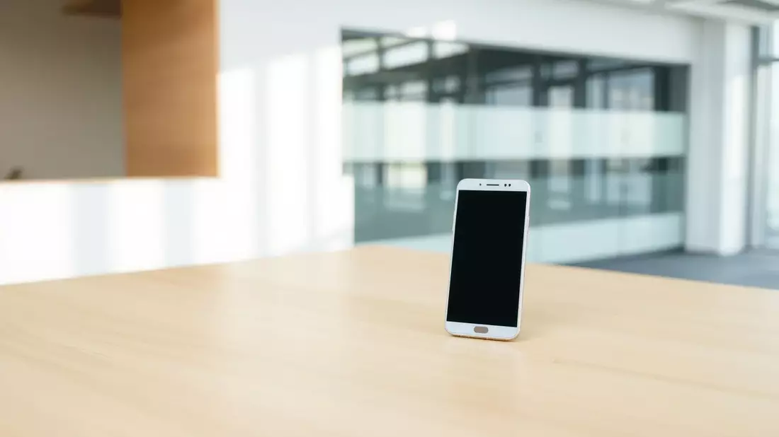 iOS 26.1: Apple liefert nach und räumt auf - Bild: über boerse-global.de