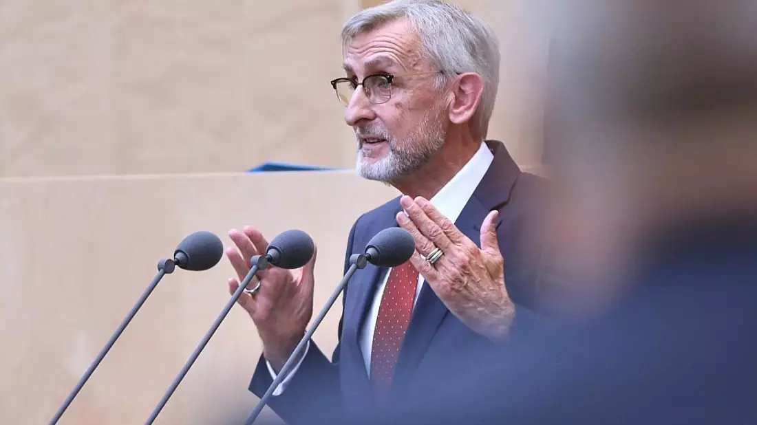 Armin Schuster (Archiv) - Bild: über dts Nachrichtenagentur
