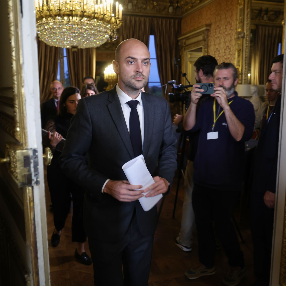 Frankreichs Außenminister hielt sich zum aktuellen Verhältnis zu Teheran bedeckt. (Archivbild) - Foto: Christophe Petit Tesson/Pool EPA/AP/dpa