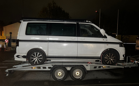 HZA-HN: Camper Van vorschriftswidrig eingeführt - Foto: presseportal.de