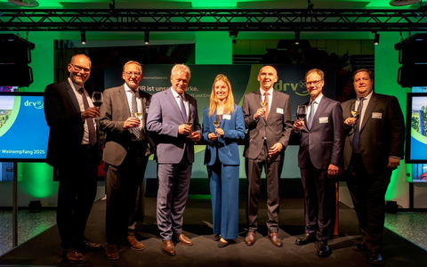 Weinwirtschaft braucht klare Perspektiven und politische Rückendeckung / DRV-Weinempfang mit Bundeslandwirtschaftsminister Alois Rainer - Foto: presseportal.de