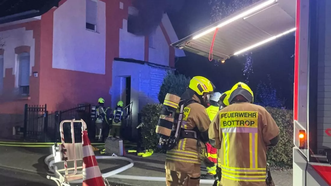 FW-BOT: Wohnungsbrand in Doppelhaushälfte - Bild: presseportal.de