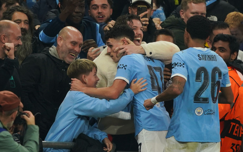 Die Dortmunder Spieler reagierten ernüchtert und enttäuscht. - Foto: Ian Hodgson/AP/dpa