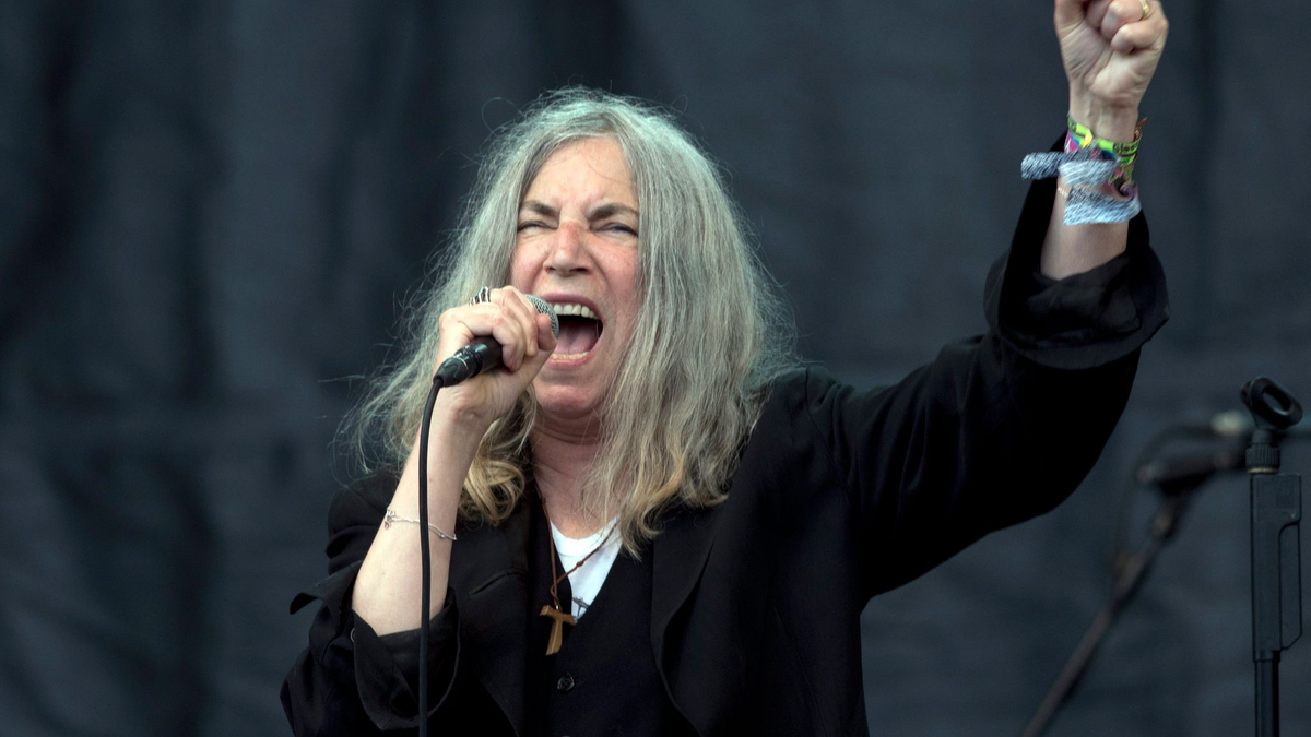 Patti Smith wurde mit dem Musikalbum «Horses» bekannt (Archivbild). - Foto: Hannah Mckay/EPA/dpa