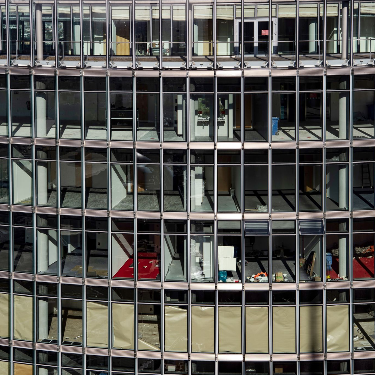 Der Markt für Gewerbeimmobilien ist seit längerer Zeit unter Druck. (Symbolbild) - Foto: Paul Zinken/dpa