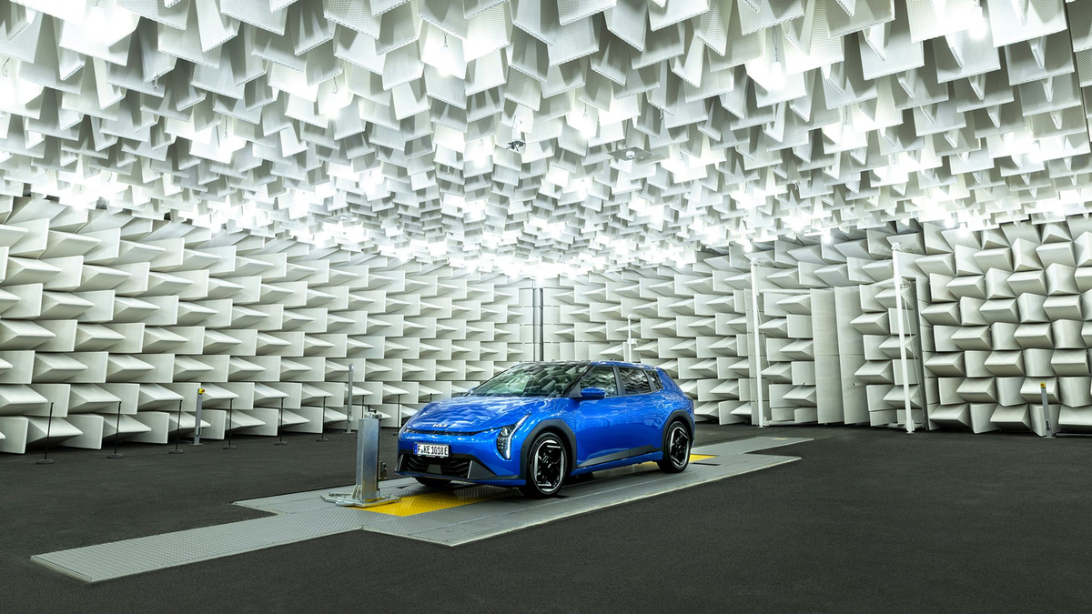 Hyundai prüft seine Europa-Modelle in Rüsselsheim mit modernen Anlagen.  - Foto: -/Hyundai/dpa