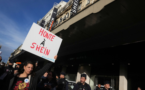 Shein ist bei zahlreichen Kunden beliebt. (Archivbild) - Foto: Thibault Camus/AP/dpa