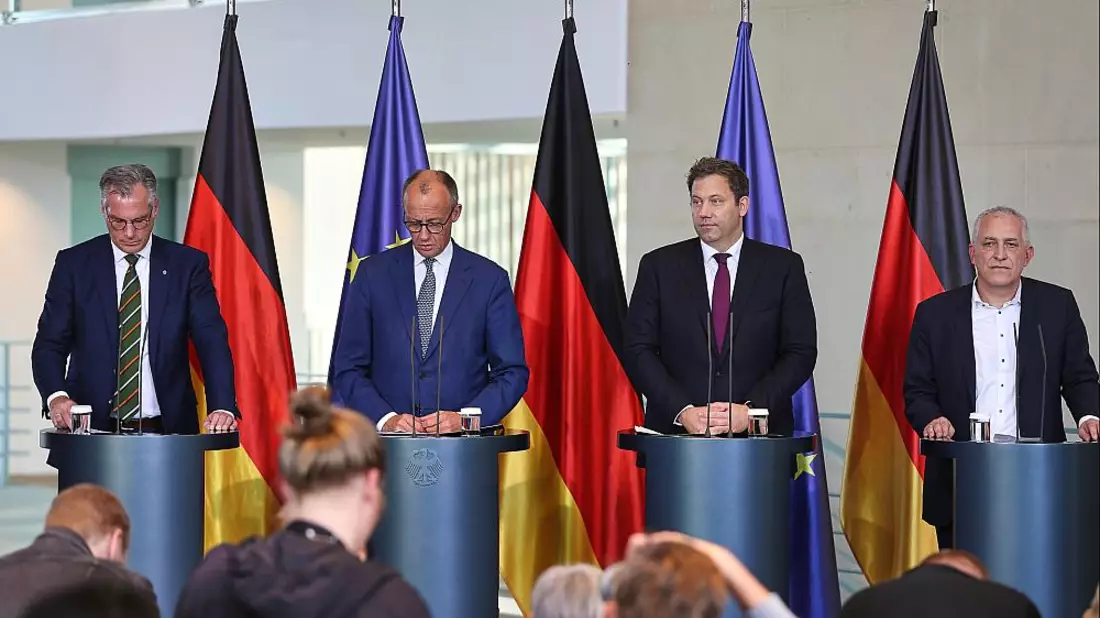 Stahlgipfel am 06.11.2025 - Bild: über dts Nachrichtenagentur