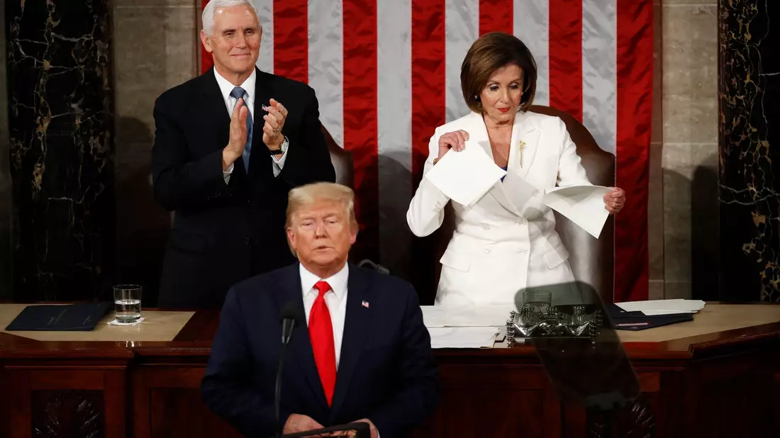 Pelosi machte immer wieder mit ihrer Kritik an Trump Schlagzeilen.  (Archivbild) - Bild: Patrick Semansky/AP/dpa