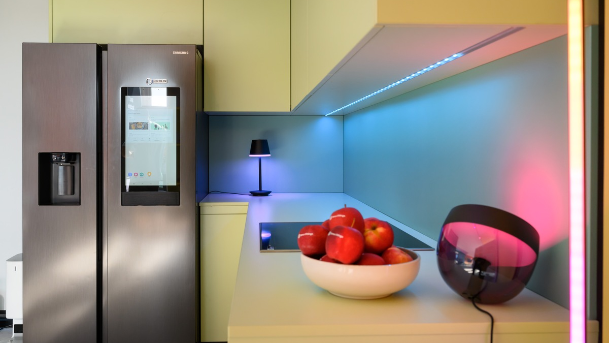 Ein Zuhause, das mitdenkt: Samsung SmartThings und Partner zeigen Mobile AI Home auf der Heim+Handwerk 2025 - Foto: presseportal.de