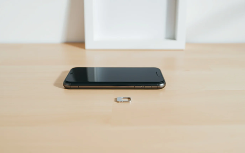 iOS 26.1: Apples Sicherheits-Update bringt neue Probleme - Foto: über boerse-global.de