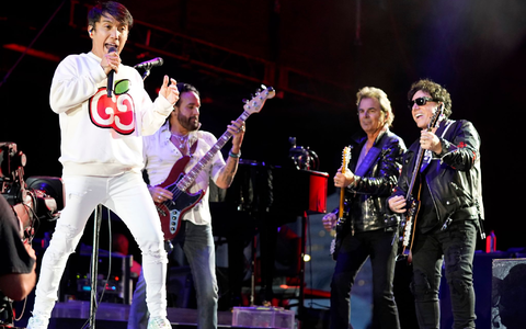 Nach mehr als 50 Jahren kündigt die US-Band Journey eine Abschiedstour an. (Archivbild)  - Foto: Rob Grabowski/Invision/dpa