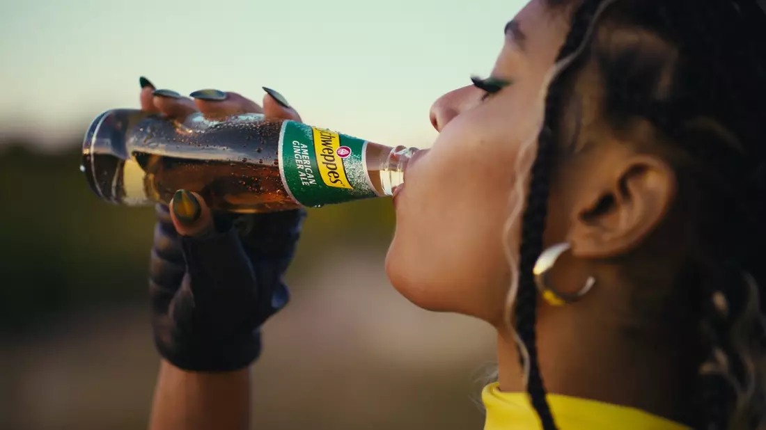 It's your life. Make it extra. - Schweppes launcht neue Markenkampagne - Bild: presseportal.de