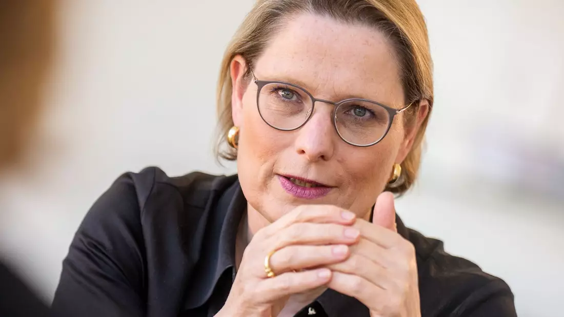 «Wer das als Zensur bezeichnet, stellt unser rechtsstaatliches System falsch dar», teilte Justizministerin Stefanie Hubig mit.  - Bild: Michael Kappeler/dpa