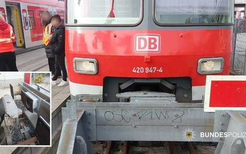 Bundespolizeidirektion München: S-Bahn touchiert Prellbock - Foto: presseportal.de