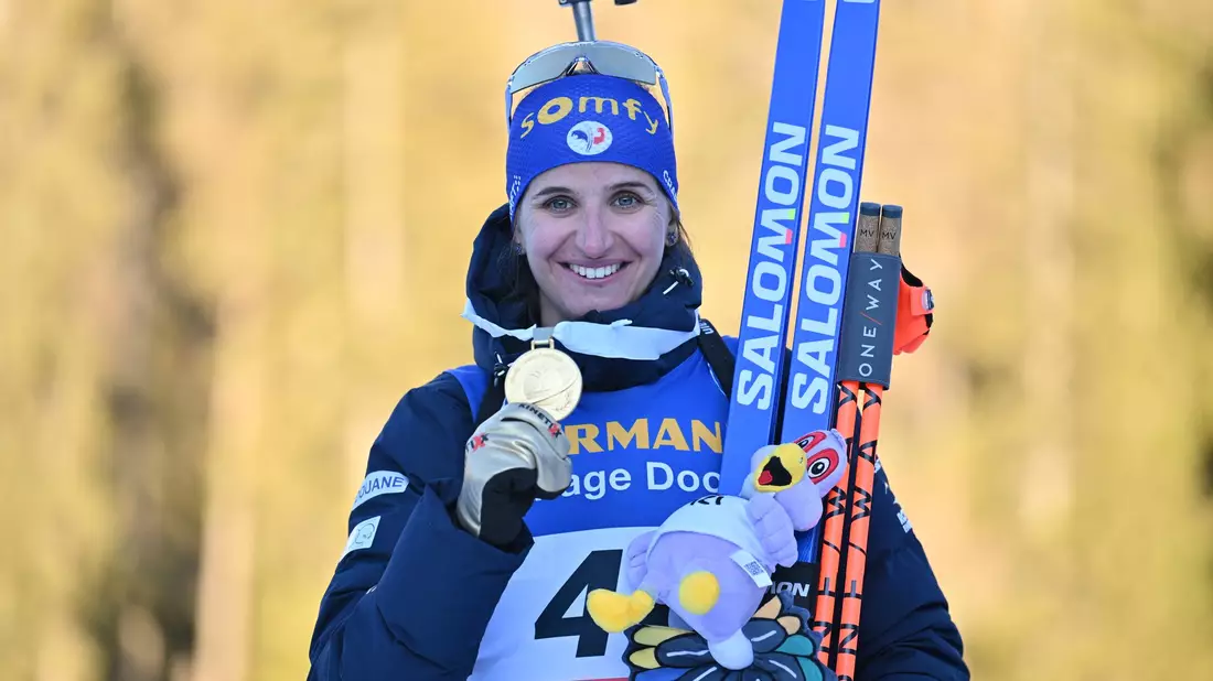 Medaillensammlerin: Julia Simon holte schon zehnmal WM-Gold. (Archivbild) - Bild: Martin Schutt/dpa