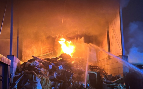 POL-PDLD: Edenkoben - Brand auf Wertstoffhof - Foto: presseportal.de