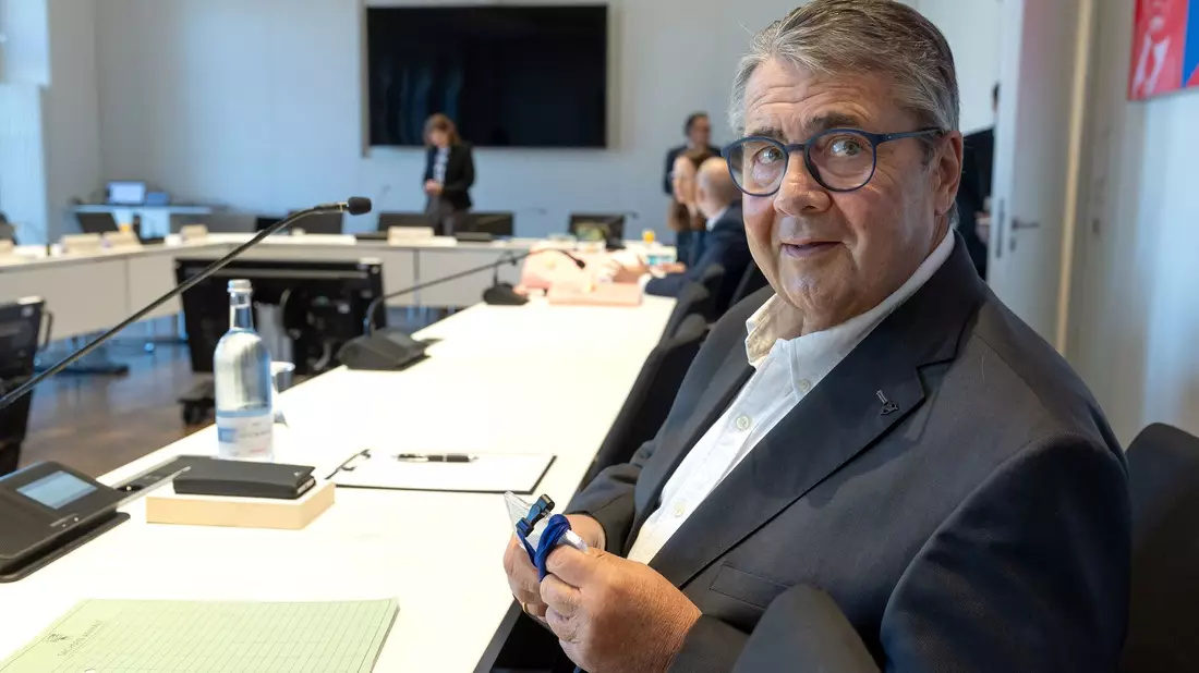Der Untersuchungsausschusses zur Stiftung Klima- und Umweltschutz MV tagte im Schweriner Landtag. - Bild: Ulrich Perrey/dpa