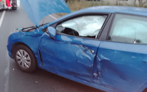 POL-STD: Zwei Autos prallen auf Kreuzung in Stade zusammen - ein Autofahrer leicht verletzt, 7-jähriges Mädchen bei Unfall in Jork verletzt - Polizei sucht wichtige Zeugen - Foto: presseportal.de