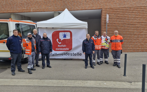 FW Pforzheim: Bevölkerungsschutz trainiert Stromausfall - Telefonnetze ausgefallen - Notfallmeldestellen eingerichtet - Foto: presseportal.de