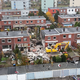 Nach der Suche nach einem 83 Jahre alten Bewohner bleibt von dem Reihenhaus nicht mehr viel übrig. - Foto: Benjamin Müller/dpa