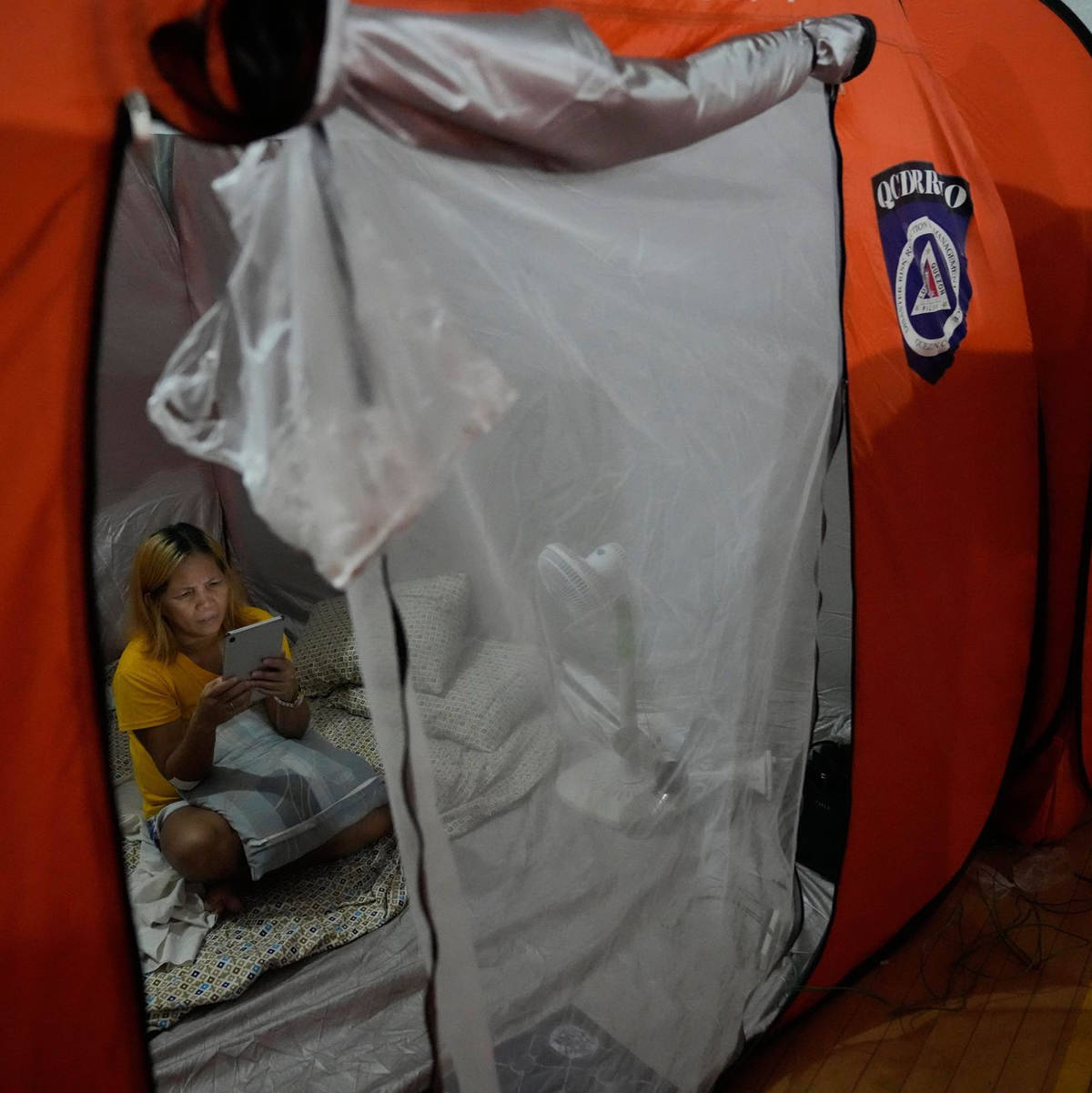 Auf der Flucht vor Supertaifun «Fung-Wong» mussten mehr als eine Million Menschen ihre Häuser verlassen. - Foto: Aaron Favila/AP/dpa