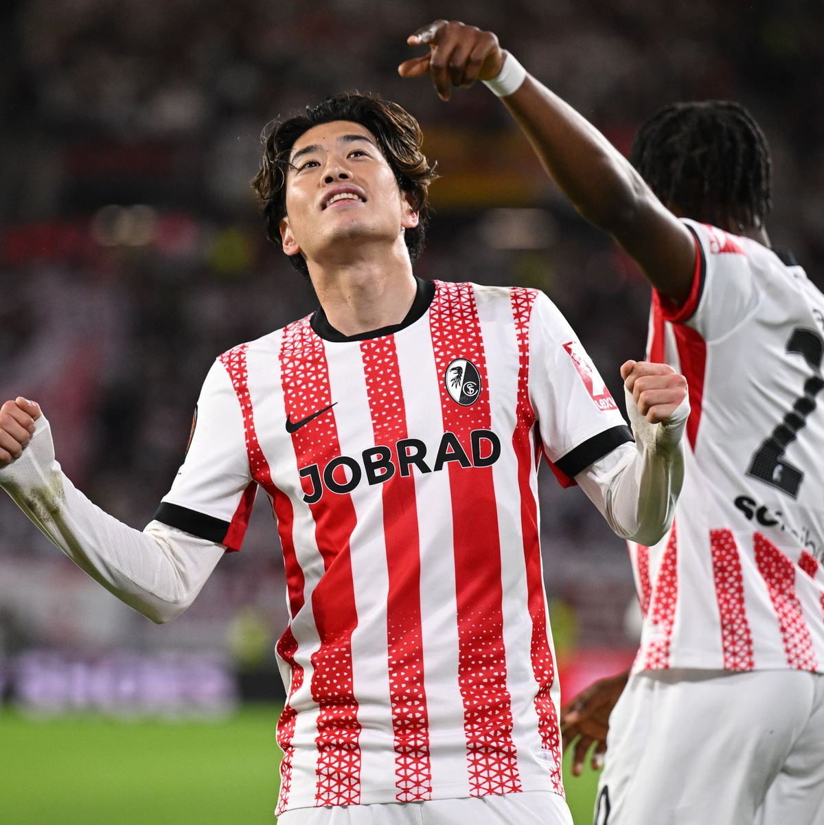 Yuito Suzuki war nach einer Ecke für Freiburg erfolgreich. - Foto: Harry Langer/dpa